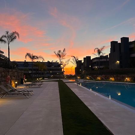 The Golden Oasis Penthouse Apartman Estepona Kültér fotó