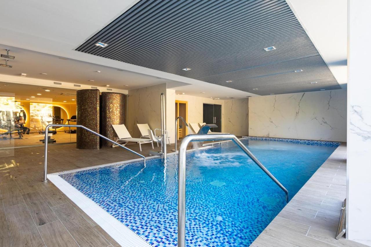 The Golden Oasis Penthouse Apartman Estepona Kültér fotó