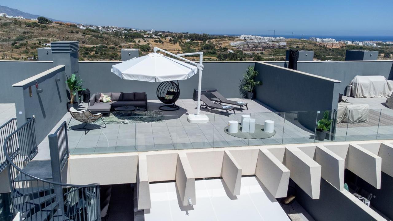 The Golden Oasis Penthouse Apartman Estepona Kültér fotó